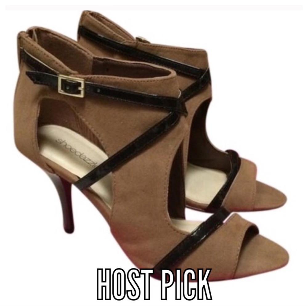 🎉HP🎉Brown Stunning Cut-out party Pumps